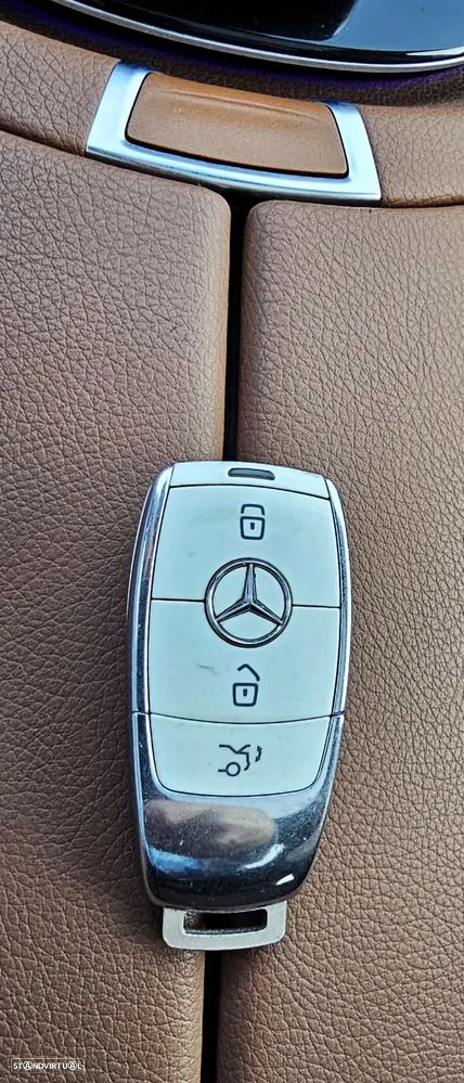 Mercedes-Benz E 220 d AMG Line - 42