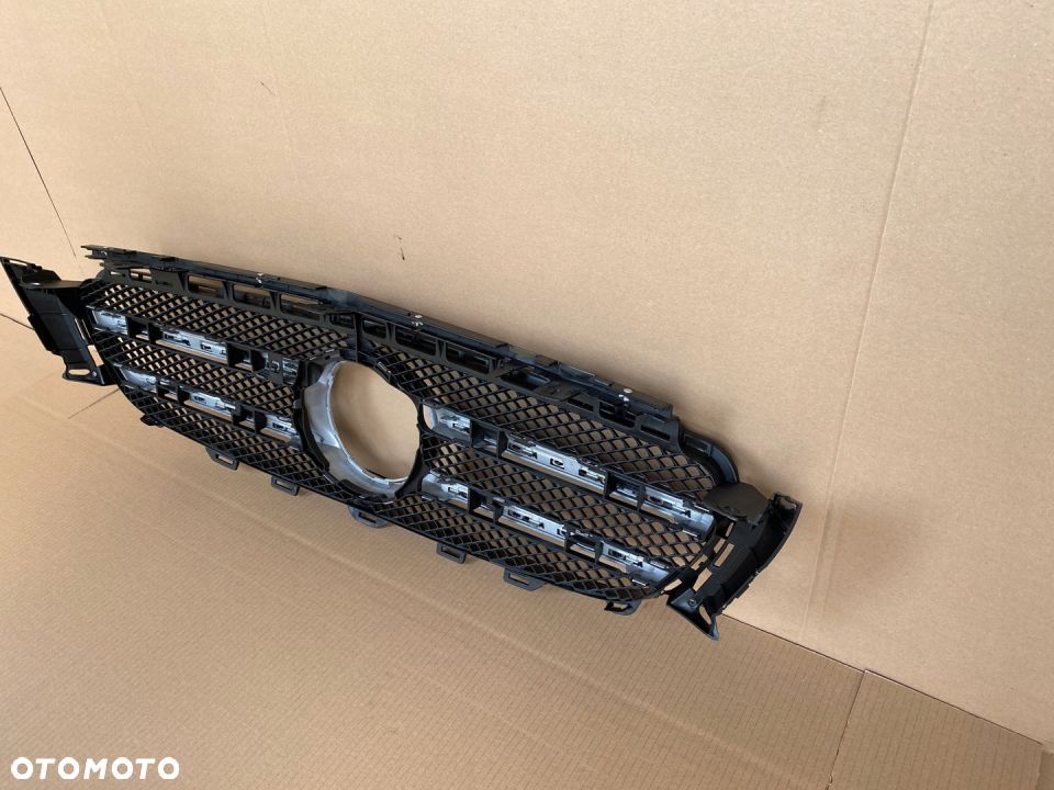 MERCEDES W213 GRILL ATRAPA A2138880123 ŁADNA - 6