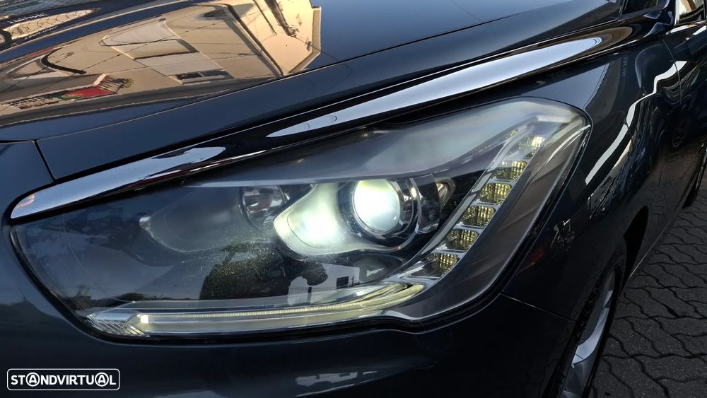 Citroën DS5 e-HDi 110 EGS6 SoChic - 47
