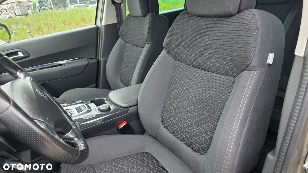 Peugeot 3008 - 19