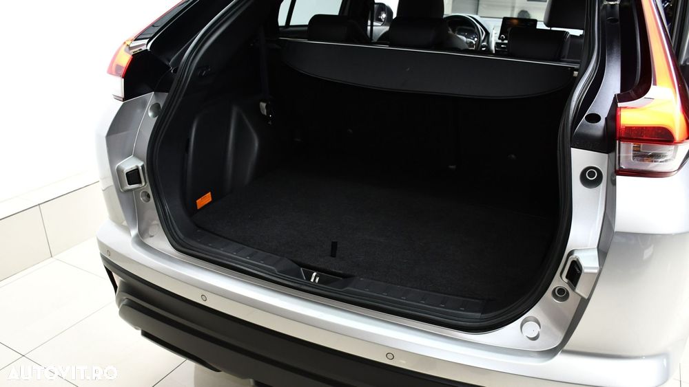 Mitsubishi Eclipse-Cross Plug-In Hybrid 4WD Plus - 27