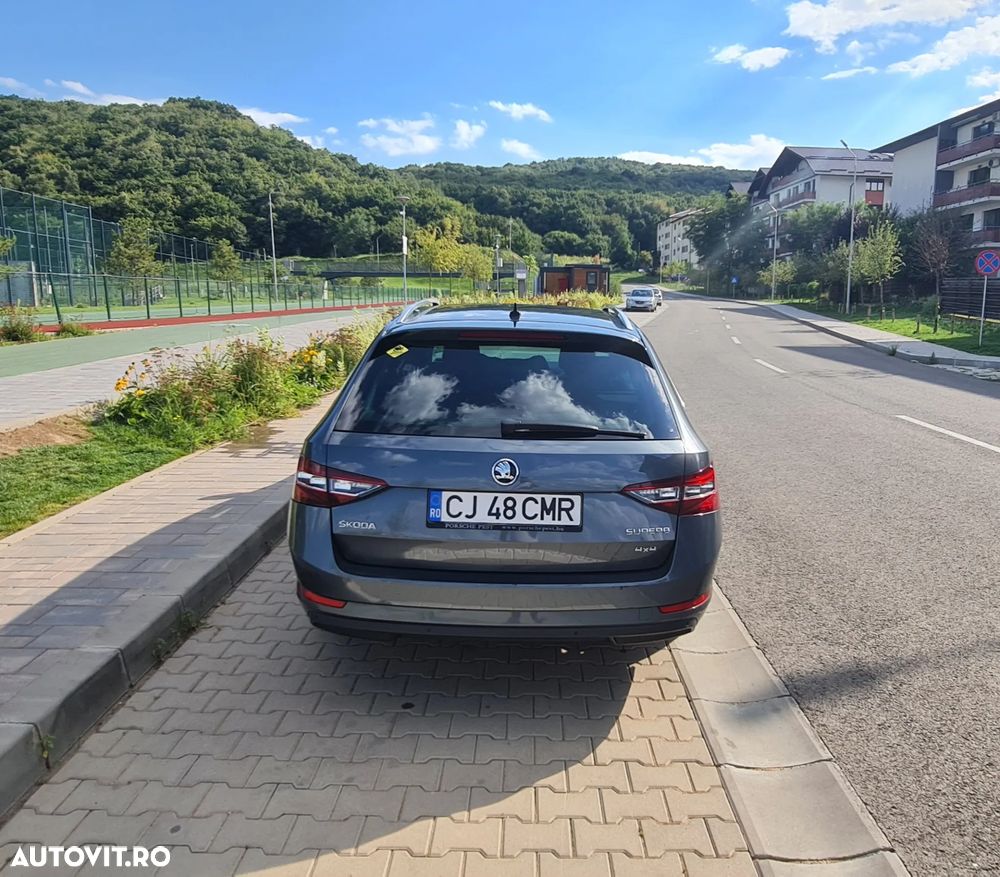 Skoda Superb 2.0 TDI DSG 4X4 Ambition - 6