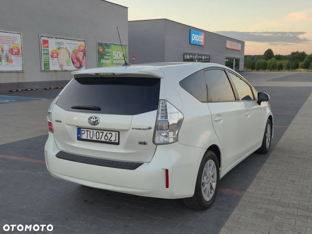 Toyota Prius+ - 11