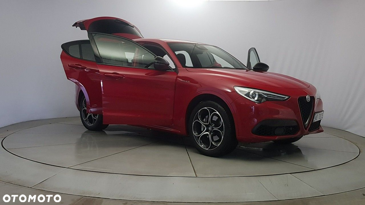 Alfa Romeo Stelvio - 9
