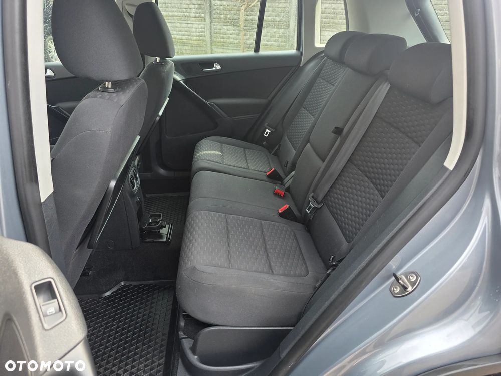 Volkswagen Tiguan 2.0 TDI DPF 4Motion Track & Field - 30