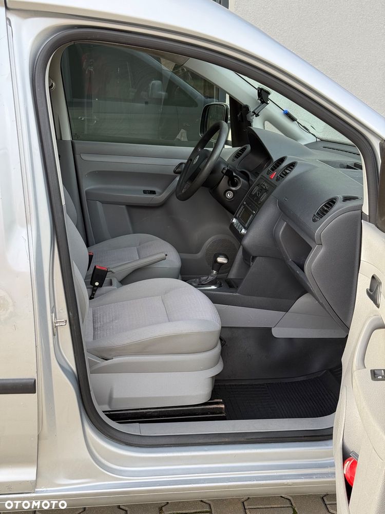 Volkswagen Caddy 1.9 TDI Life DSG - 24
