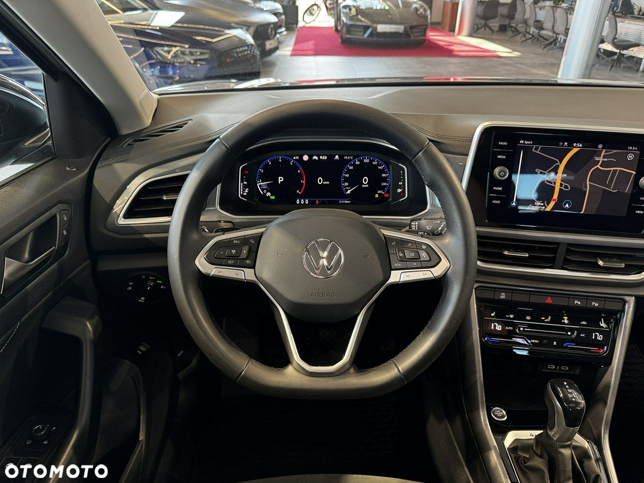 Volkswagen T-Roc - 21