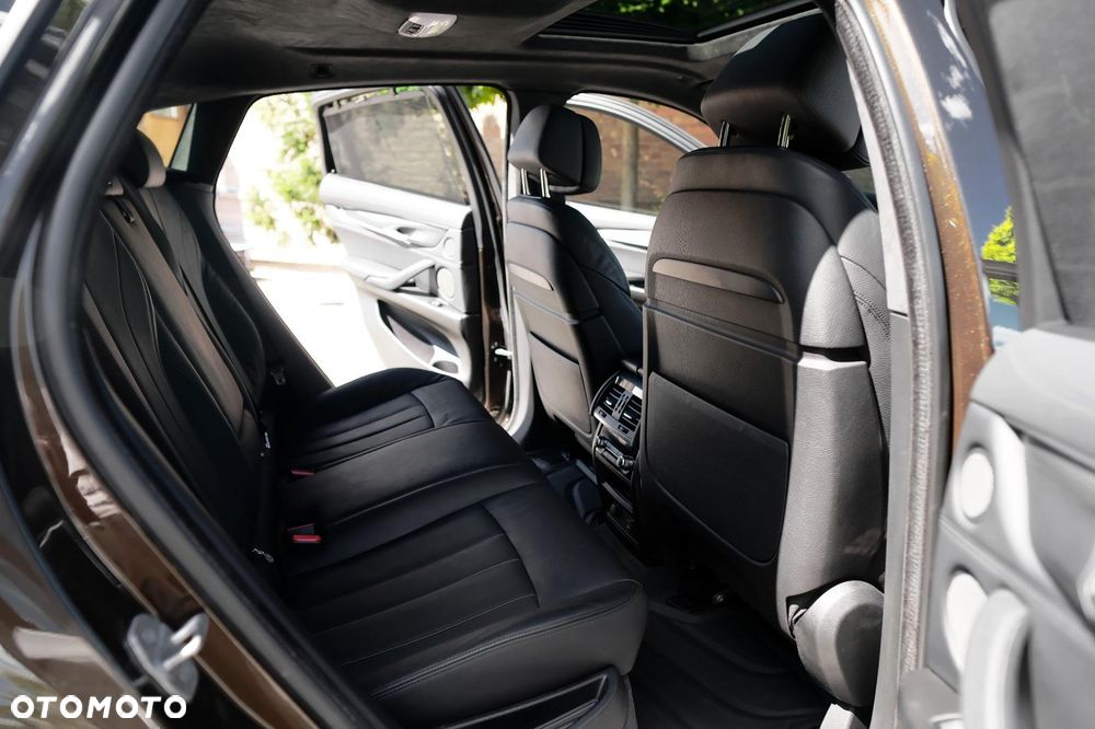 BMW X6 xDrive50i - 21