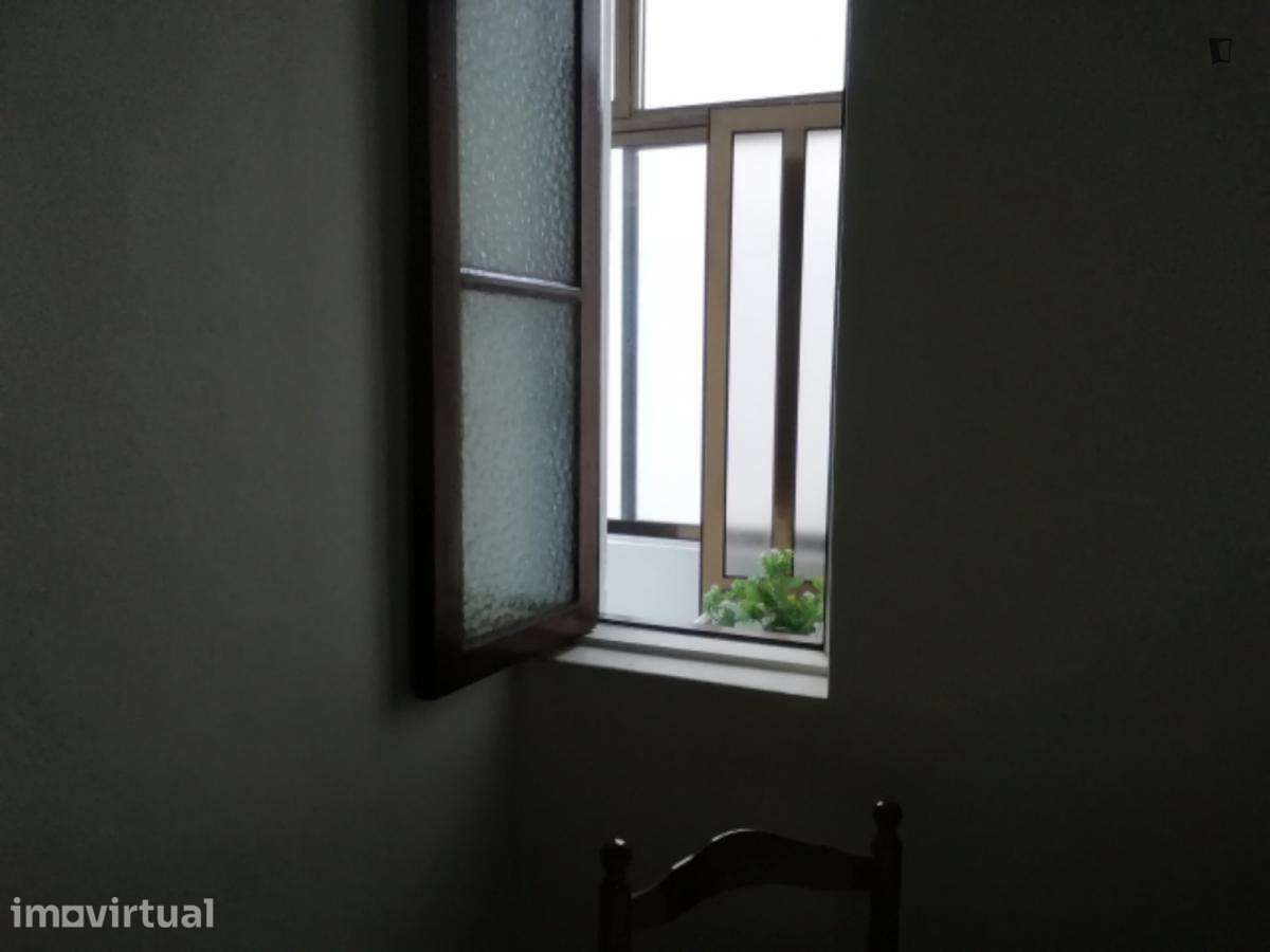 Apartamento com 3 quartos - localizado em Santo Ildefonso Porto - Grande imagem: 3/11