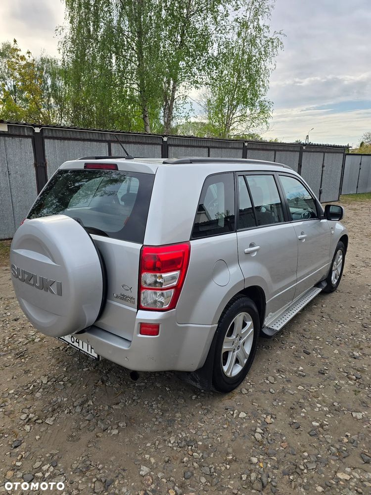 Suzuki Grand Vitara 1.9 DDiS - 13