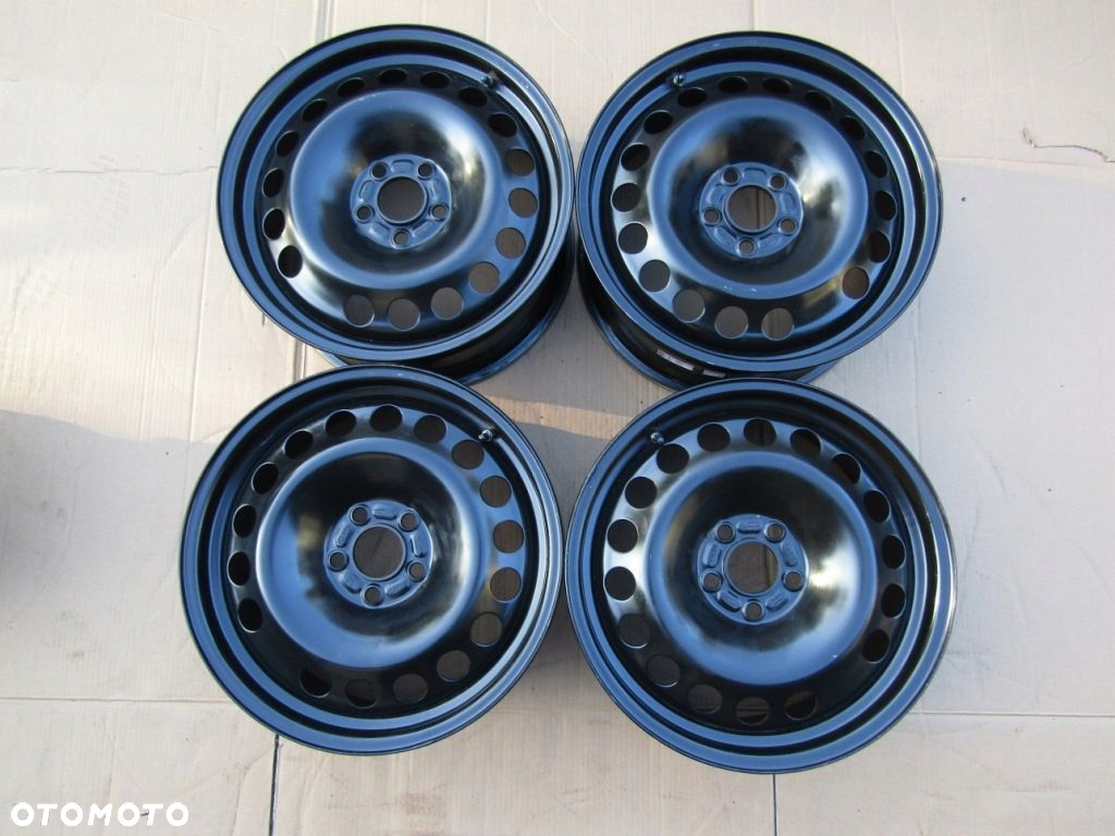 4x Felgi 17 Ford S-MAX Galaxy II Kuga Mondeo Volvo XC30 XC40 XC60 XC70 S80 - 2