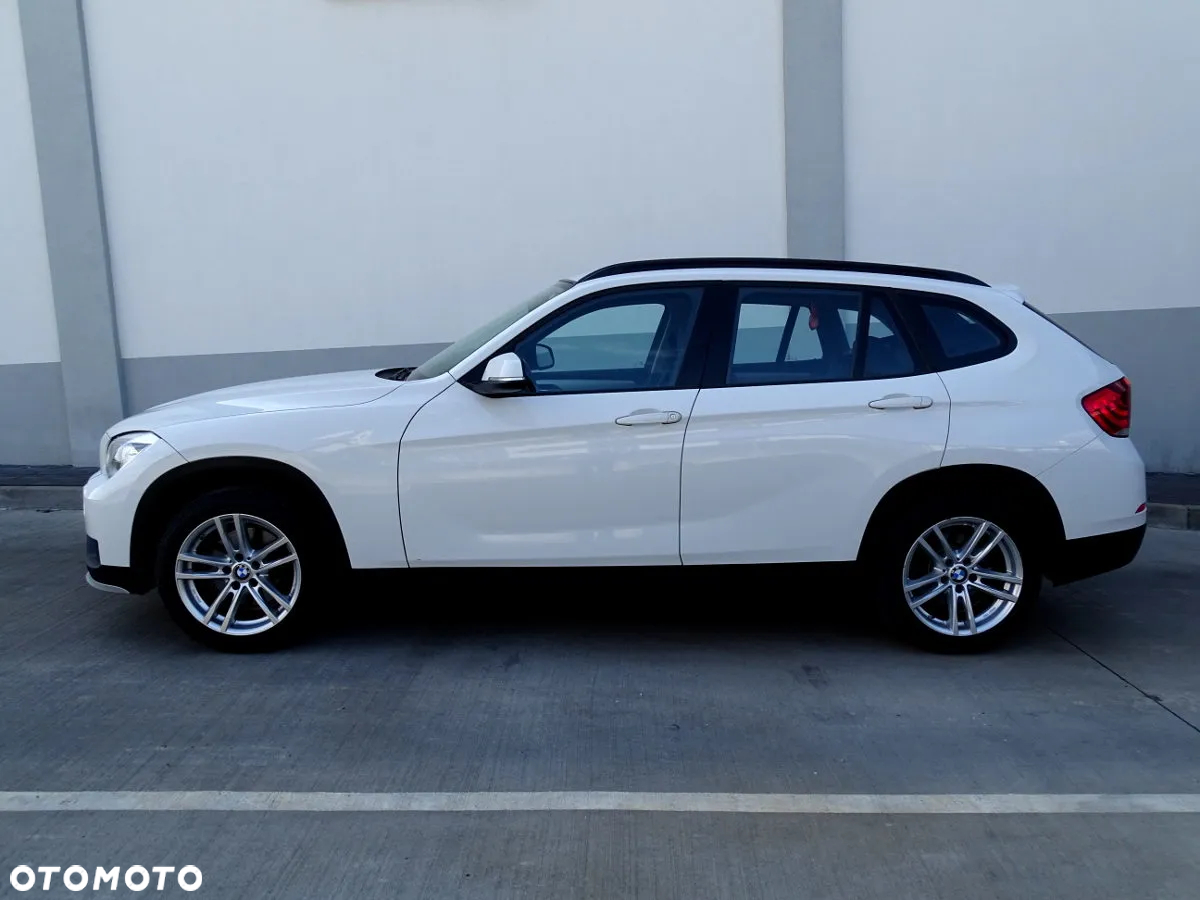BMW X1 sDrive20d EfficientDynamics - 4