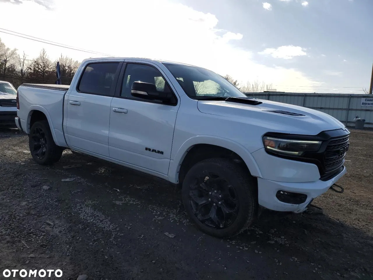 RAM 1500 Crew Cab Limited - 4