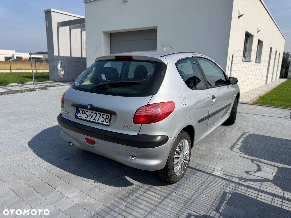 Peugeot 206 1.4 XR Presence - 5
