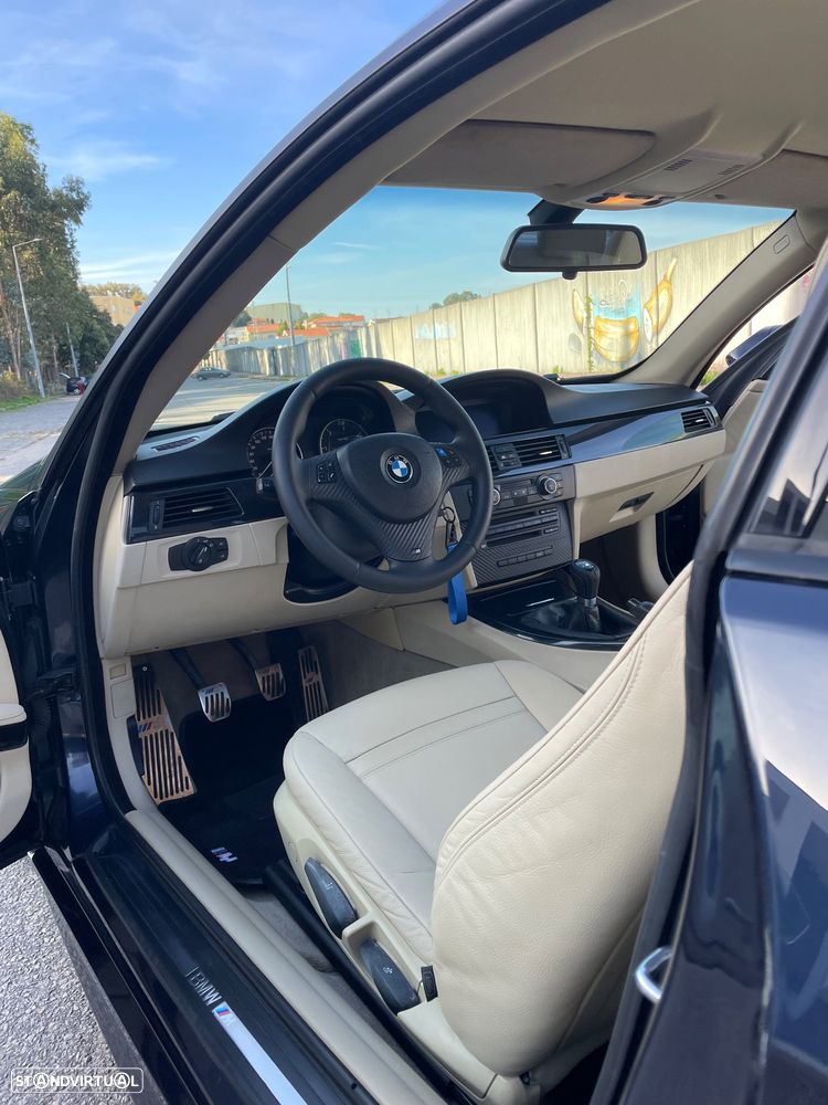 BMW 320 d Cabrio - 14