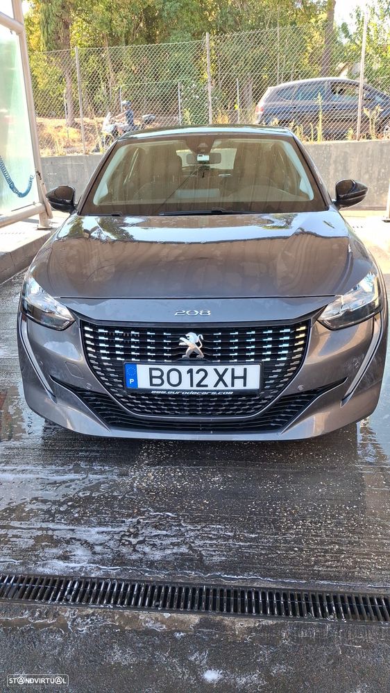 Peugeot 208 1.2 PureTech Allure EAT8 - 1