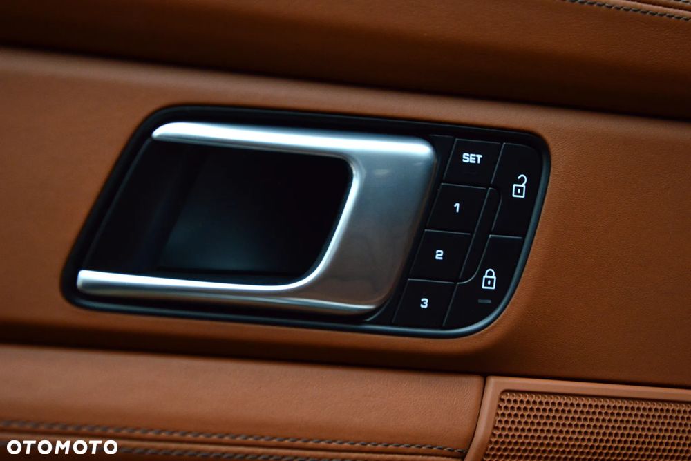 Porsche Panamera Turbo S E-Hybrid Executive - 21