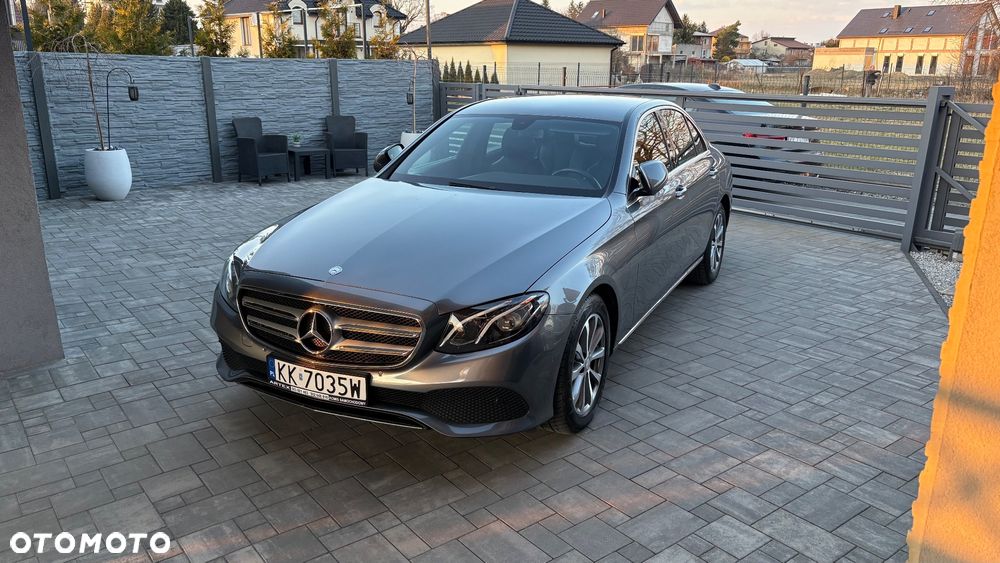 Mercedes-Benz Klasa E 220 d 9G-TRONIC - 3