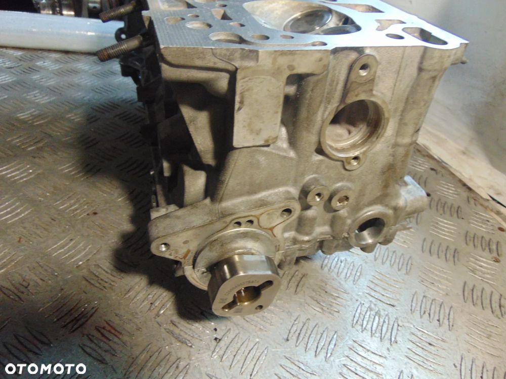 Głowica audi a4 b8 1,8/2,0 TFSI 06H103373J - 3