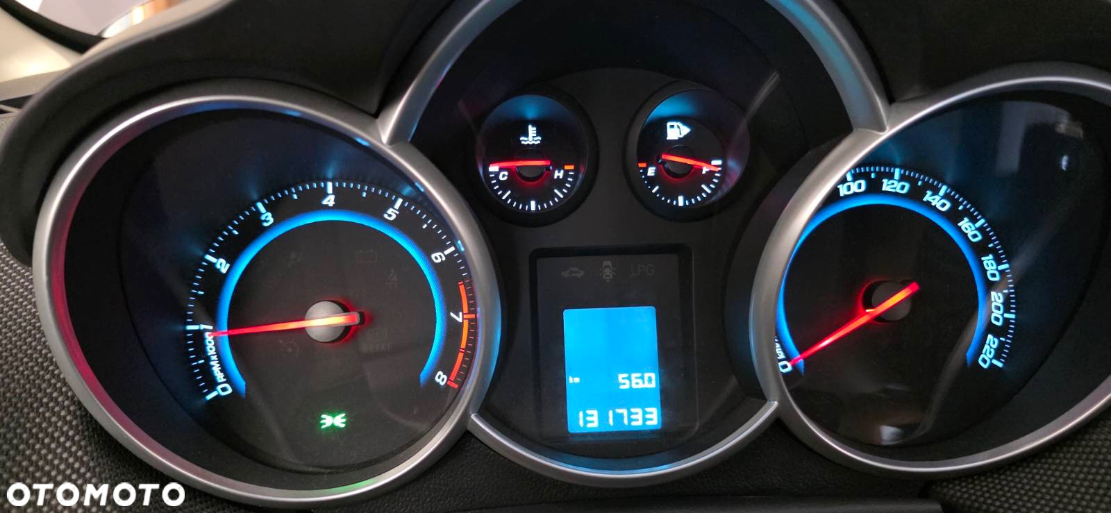 Chevrolet Cruze 1.8 LT - 21