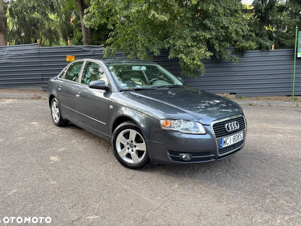 Audi A4 Limousine - 9