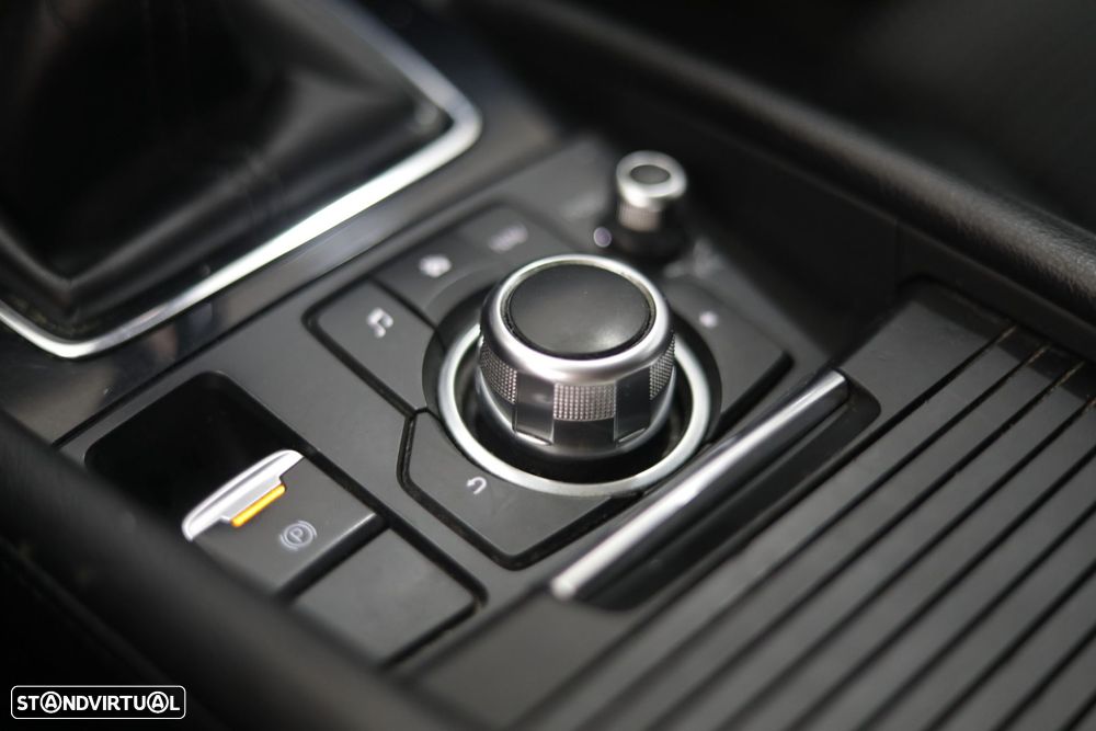 Mazda 3 1.5 Sky-D Evolve HS Navi - 22