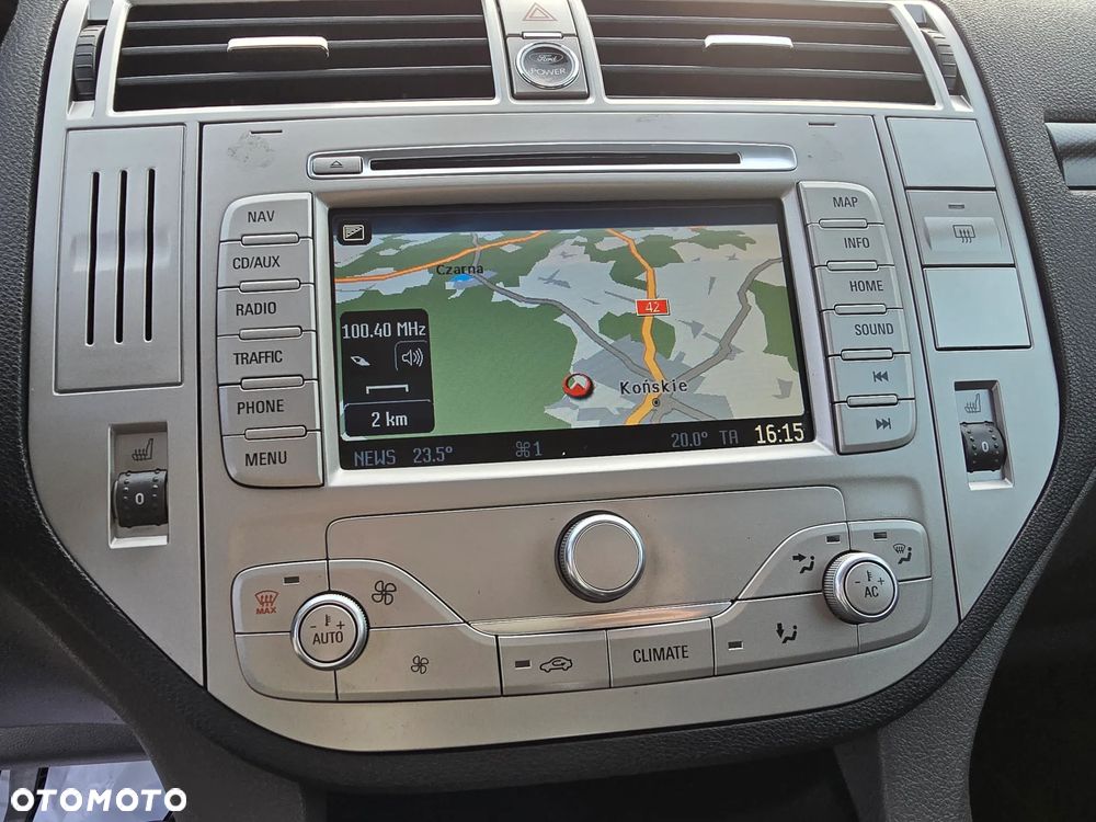 Ford Kuga 2.0 TDCi 2x4 Titanium - 31