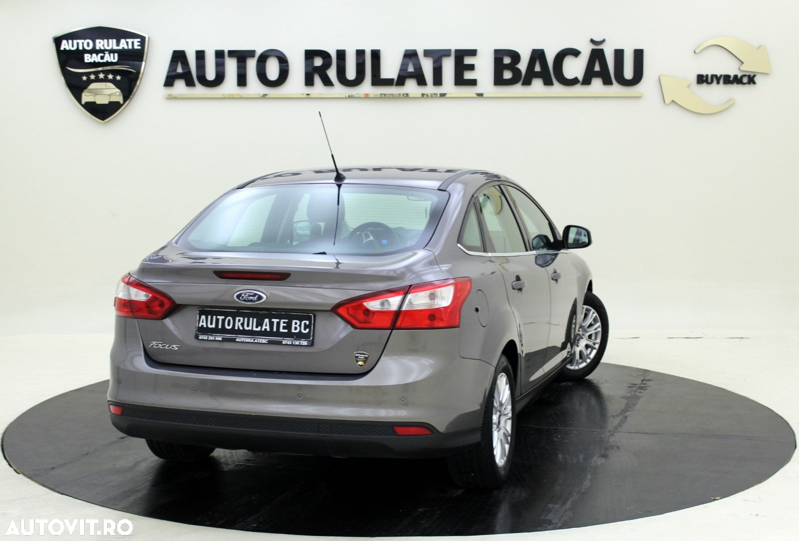 Ford Focus - 6