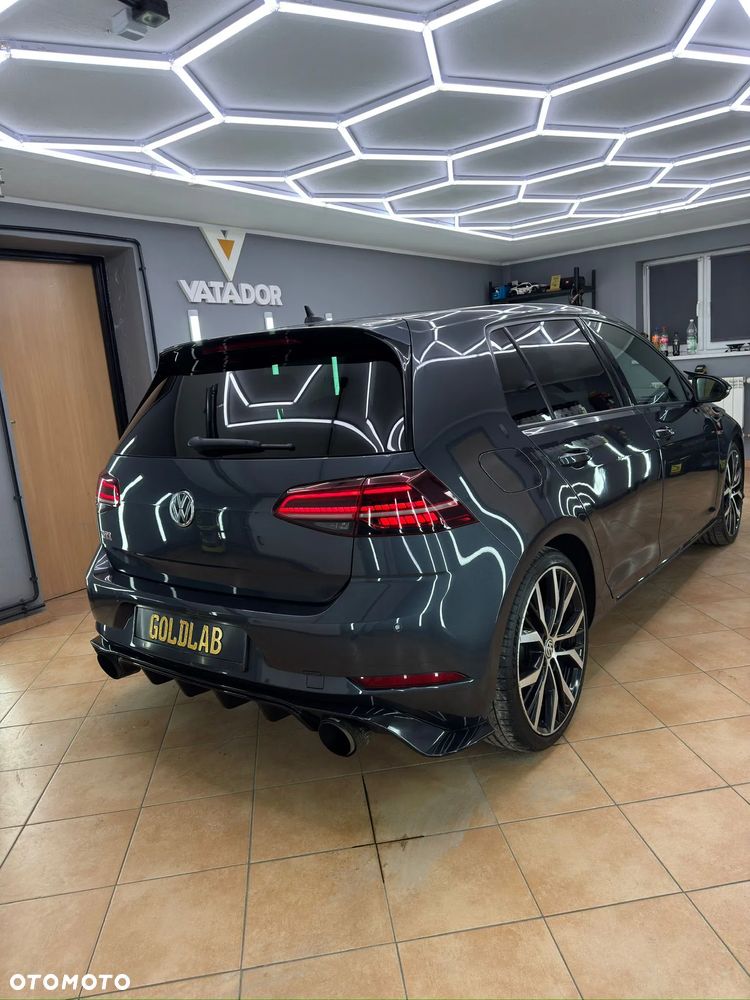 Volkswagen Golf GTI (BlueMotion Technology) DSG Performance - 6