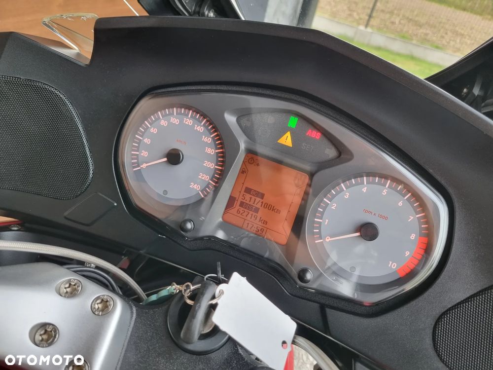 BMW R - 16