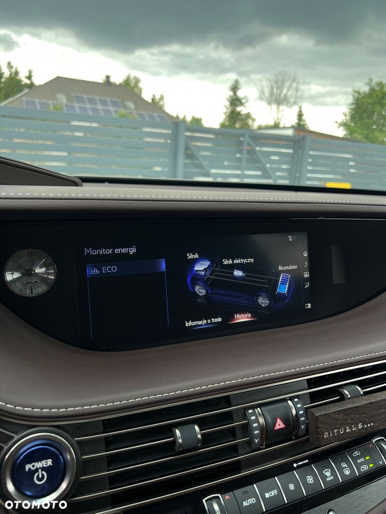 Lexus LS - 30