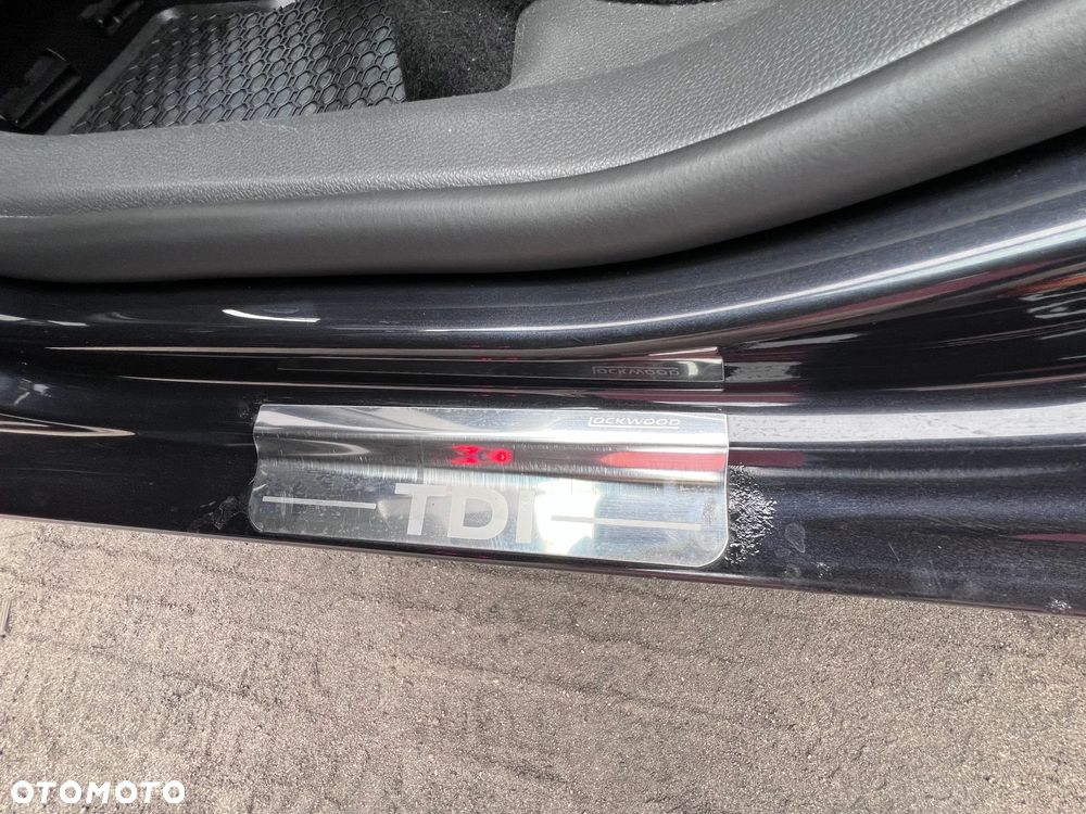 Volkswagen Golf 2.0 TDI Sportline - 24