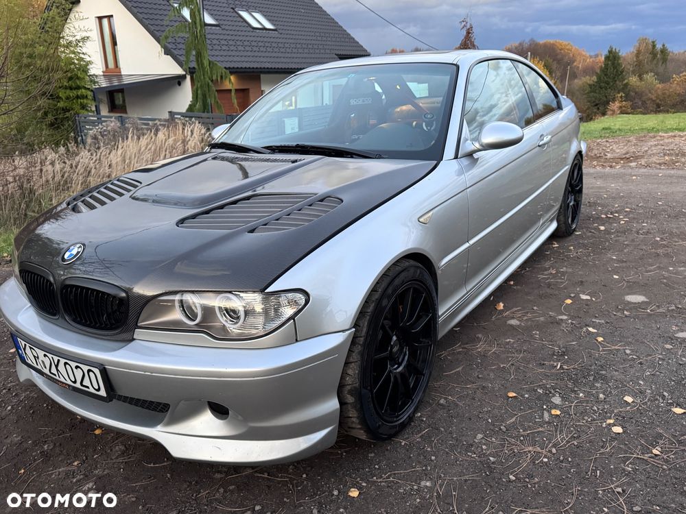 BMW Seria 3 2003 photo 2
