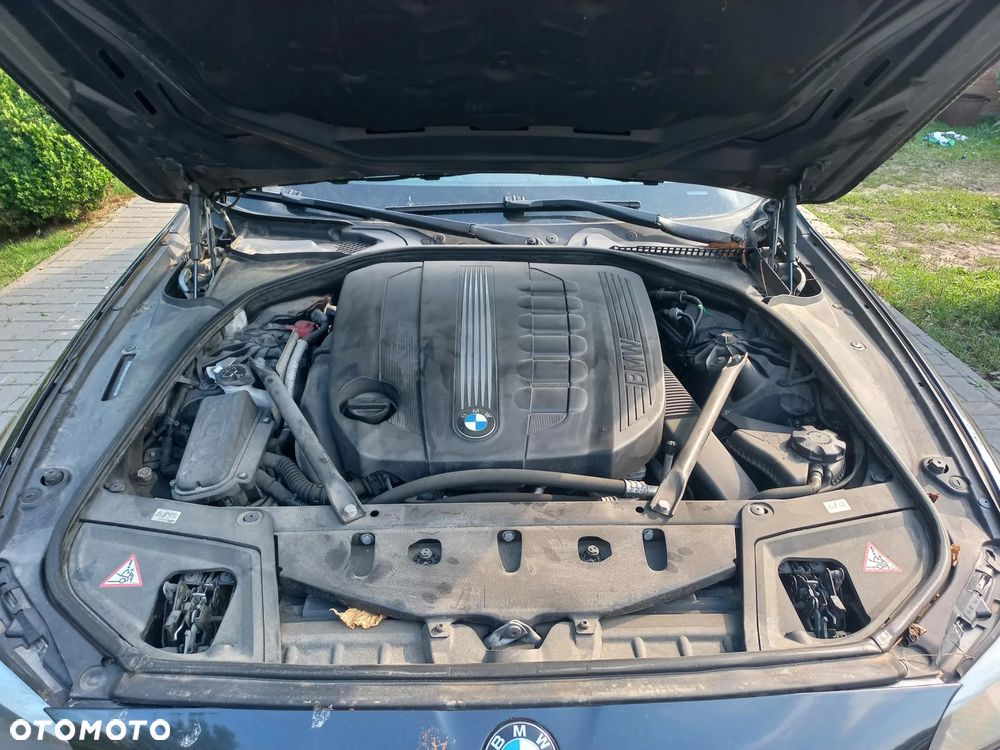BMW Seria 5 530d Touring - 9