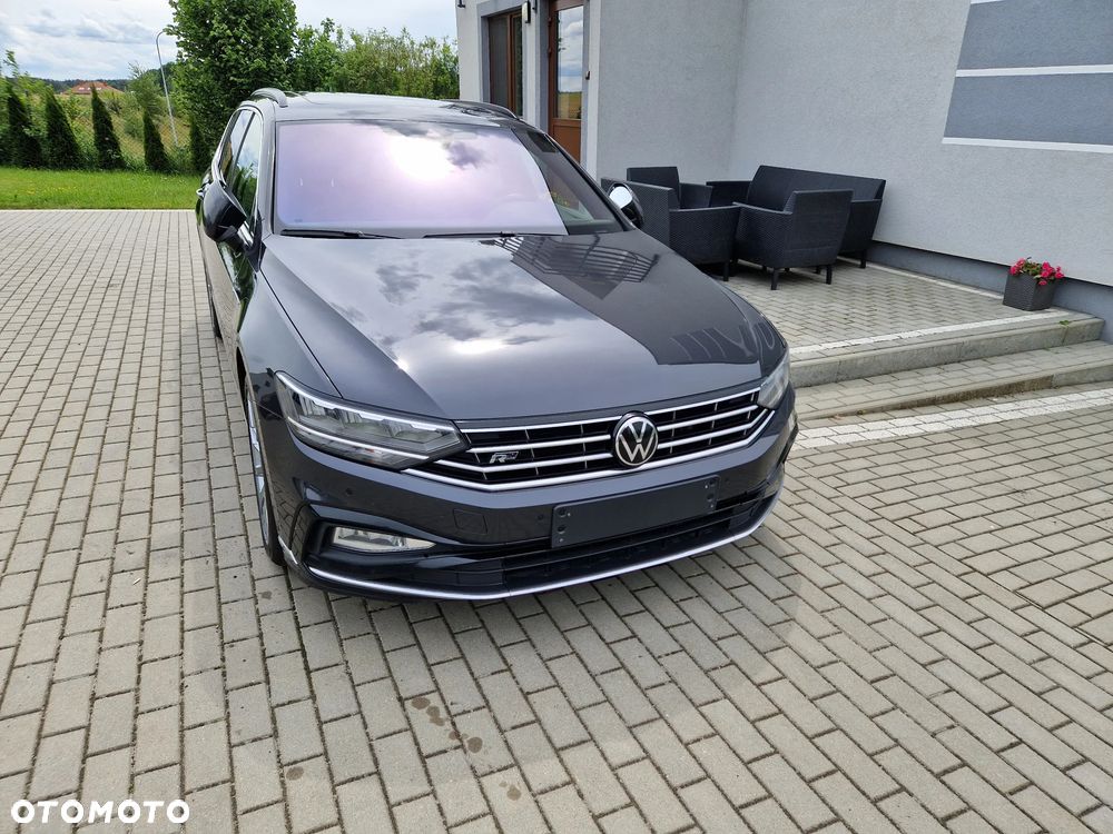 Volkswagen Passat 2.0 TDI SCR DSG Business - 4