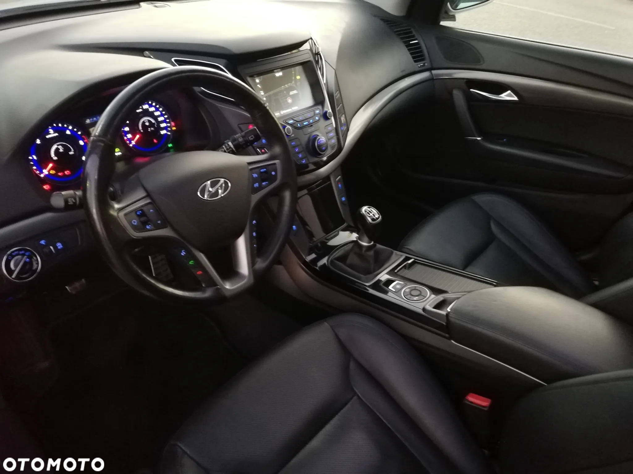 Hyundai i40 Kombi 1.7 CRDi Premium - 4