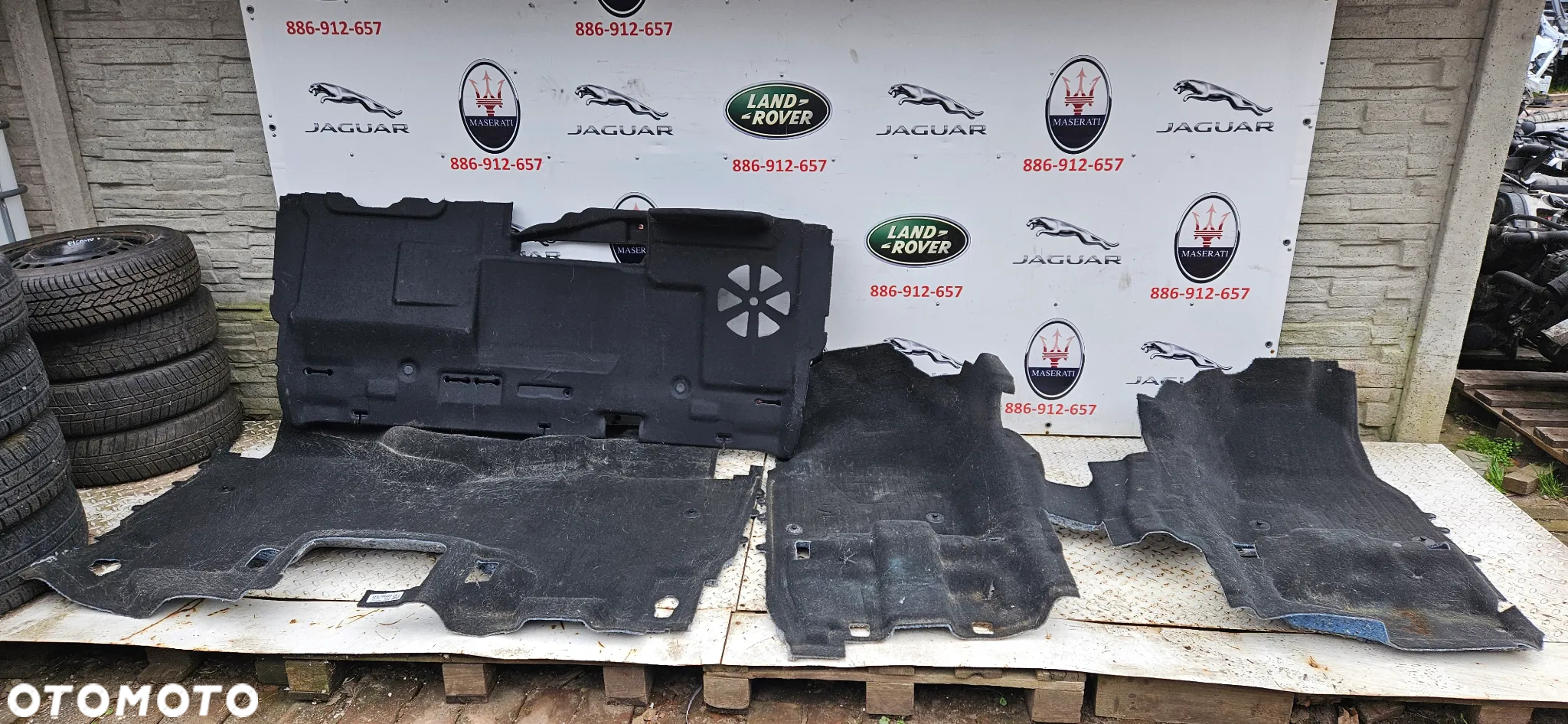 RAM 1500 V 5 2019- Big Horn KRÓTKI QUAD CAB 1,5 Komplet foteli Fotele tapicerka Kanapa Środek Boczki wykładzina Słupek próg listwa CZARNE WNĘTRZE WELUR - 35