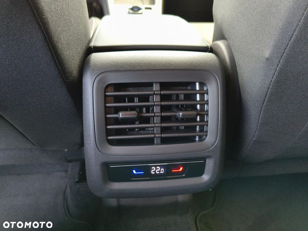 Volkswagen T-Roc 1.5 TSI Life DSG - 26