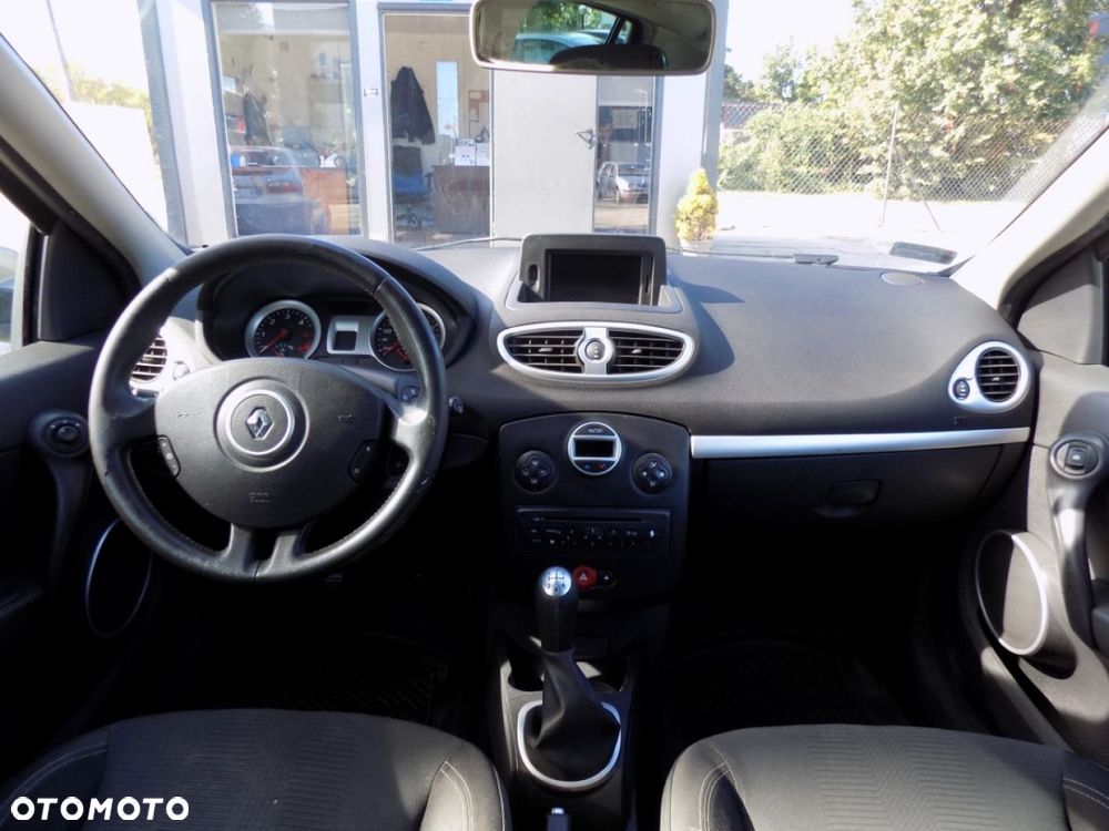 Renault Clio - 5