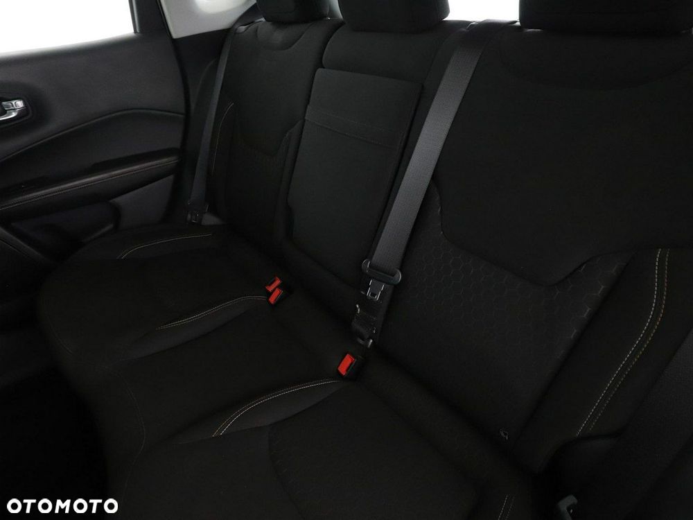 Jeep Compass 1.3 T-GDI I4 Longitude - 18