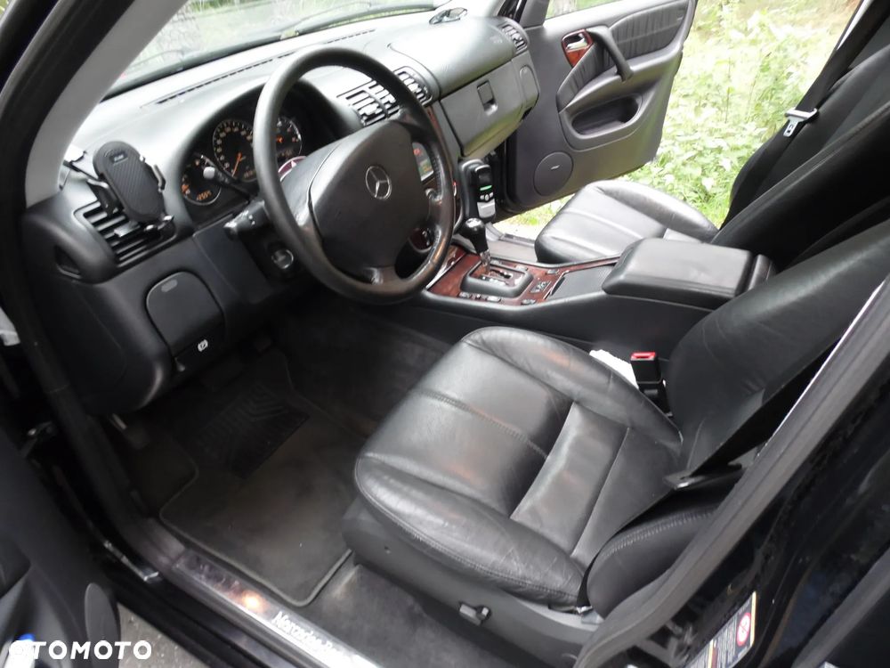 Mercedes-Benz ML - 29
