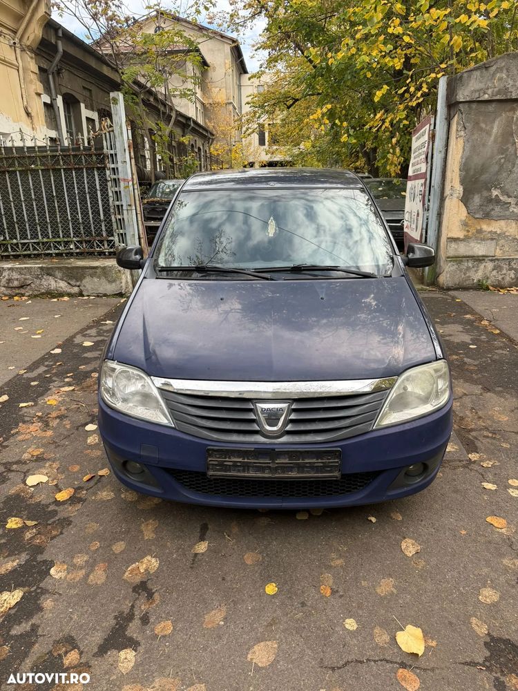 Dezmembrez Dacia Logan PH2 facelift albastru 1,4 OV61H - 3