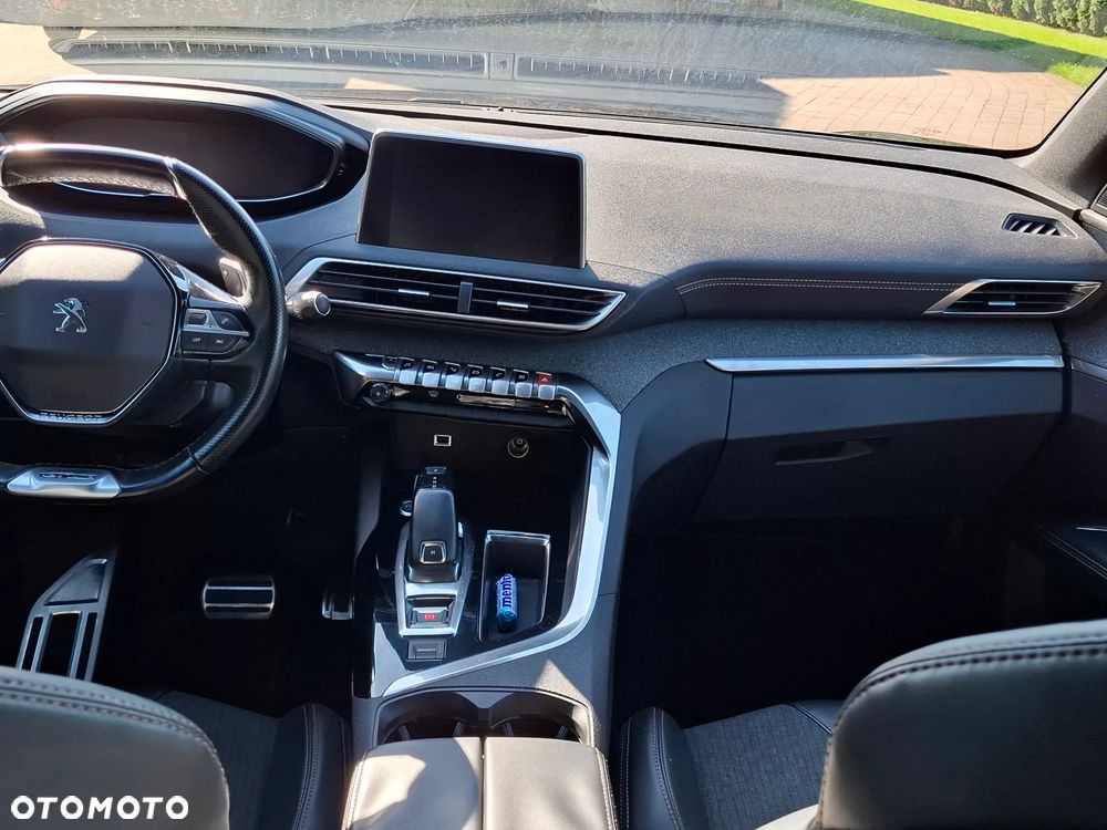 Peugeot 5008 - 17