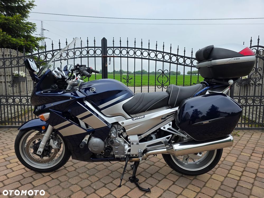 Yamaha FJR - 38