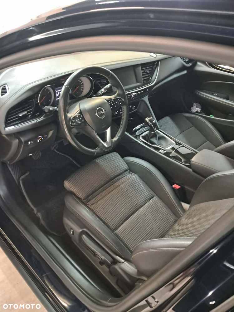 Opel Insignia 1.5 T Enjoy S&S Eco - 4