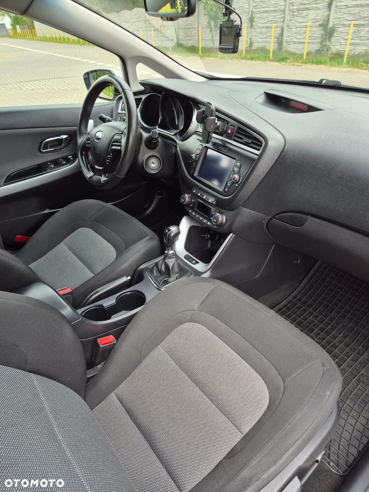 Kia Ceed 1.6 CRDi L Business Line - 6