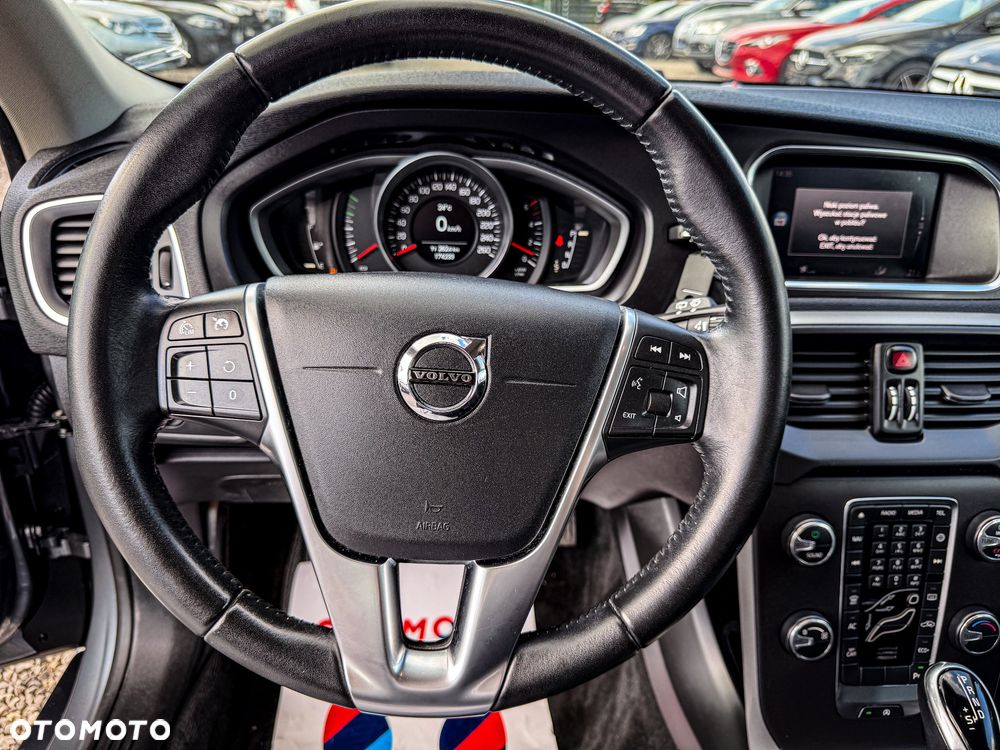 Volvo V40 D2 Drive-E Base - 32