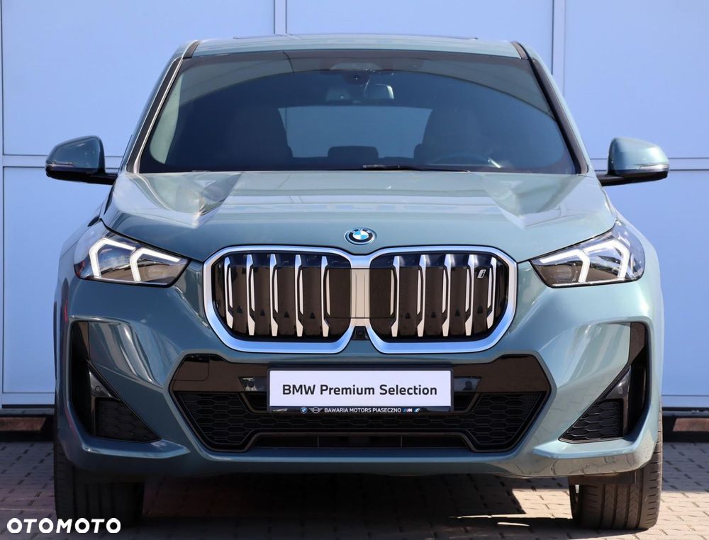 BMW iX1 xDrive30 66.5kWh M Sport - 10