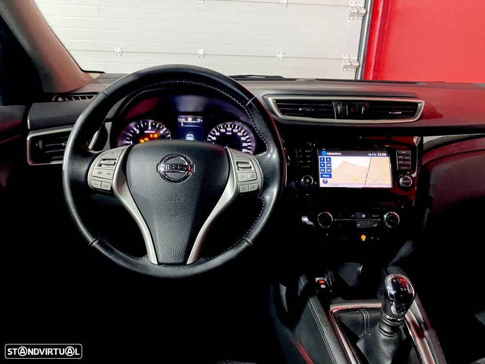 Nissan Qashqai 1.5 dCi Tekna Premium S Alcantara - 24