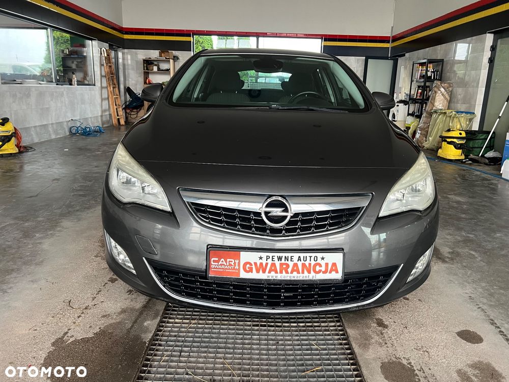 Opel Astra 1.7 CDTI Cosmo - 3